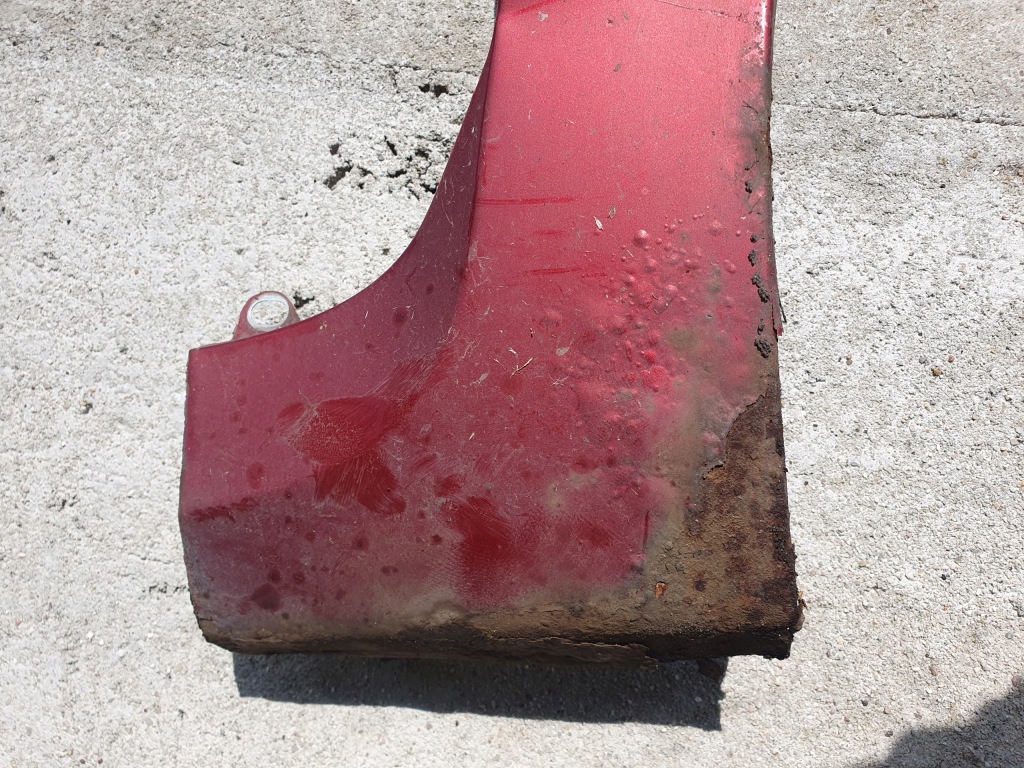 Крыло  левое  перед передний fiat stilo ржавчина foto низ  zjedzony już lekko Цена