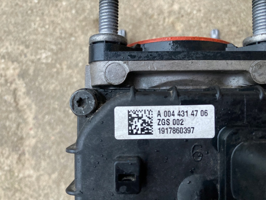 Клапан тормоза wabco mb actros mp4 a0044314706 в Украине