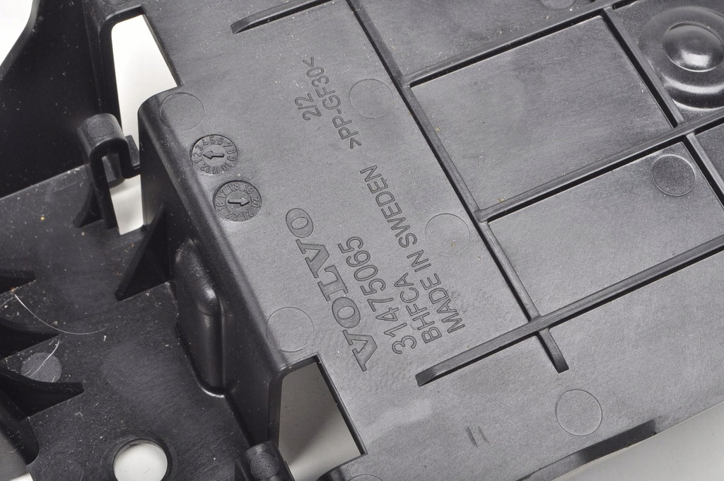 фото №6, Volvo xc40 кронштейн кронштейн кронштейн модуля bluetooth lte 31475065