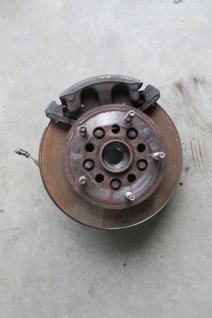 фото №1, Ford transit custom поворотний кулак ступиця права