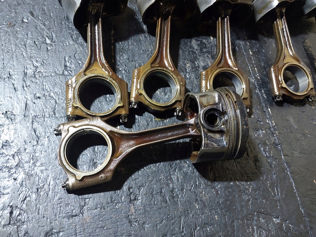 фото №9, Поршень шатун bmw e46 323i m52b25tu 170km