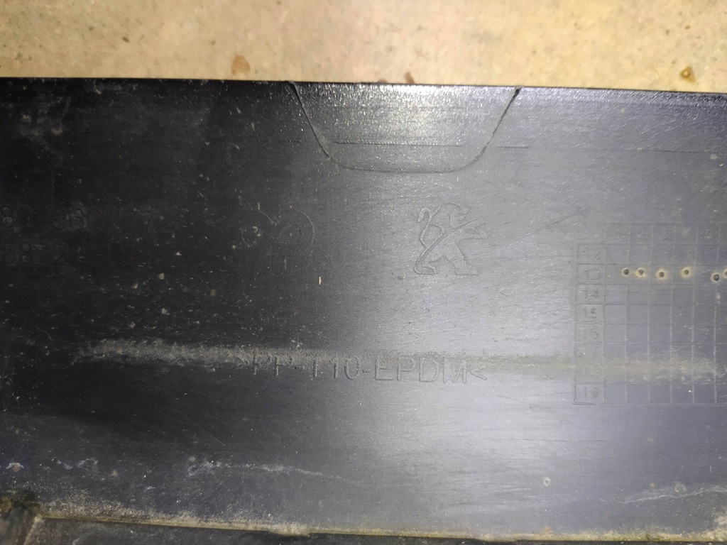 фото №9, Спойлер диффузор бампера задняя peugeot 208 gti