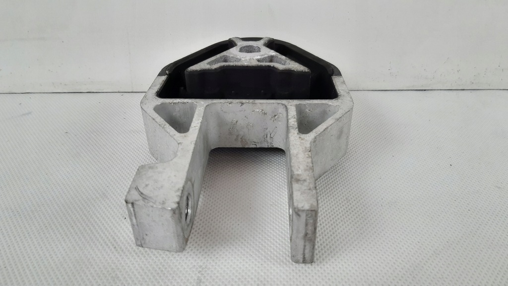 фото №5, Volvo xc40 кронштейн подушка коробки 32222105