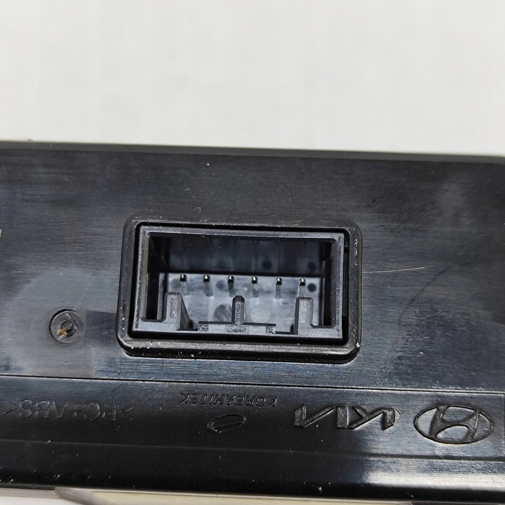 фото №5, Hyundai ioniq 6 2023 роз'єм / з'єднувач usb