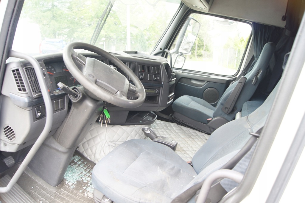 фото №5, Кабина volvo fh13 комплектная