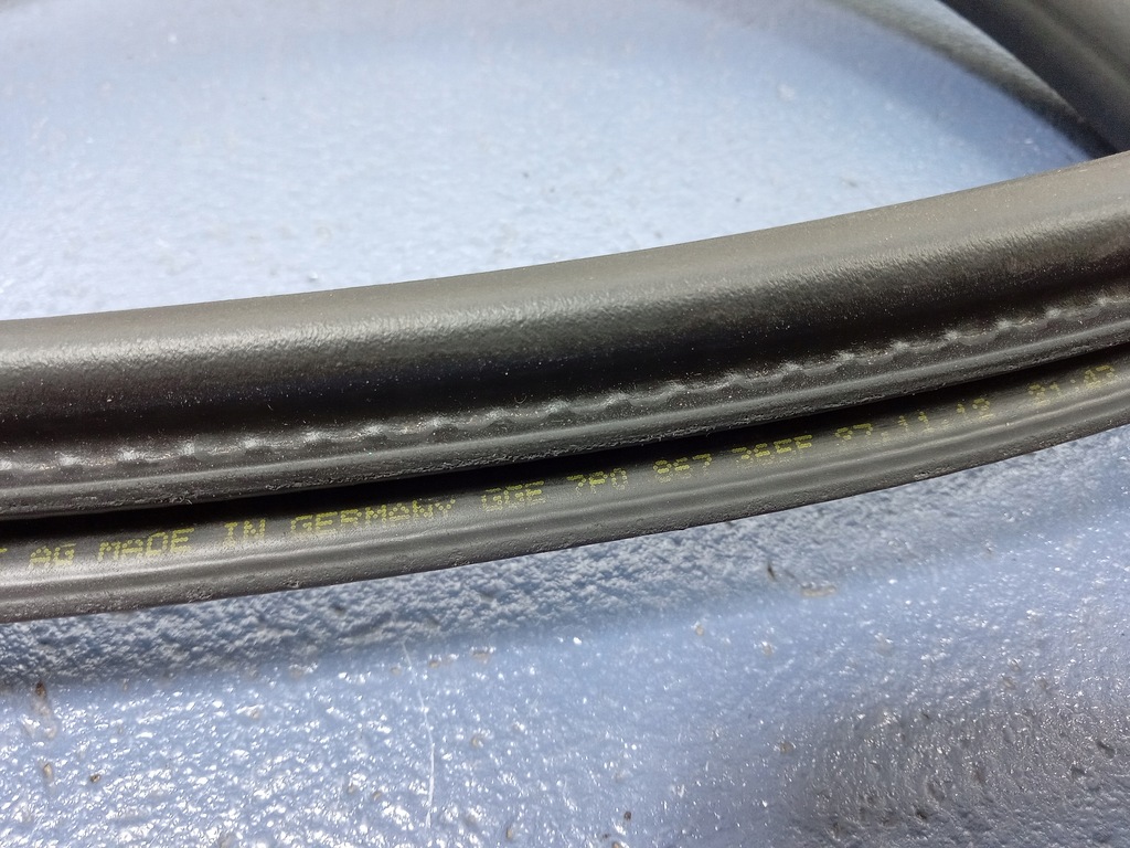 фото №3, Cayenne ii 7p5 прокладка дверь перед левая