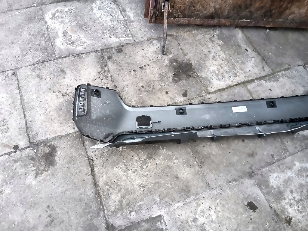 фото №10, Bmw x1 u11 бампер задня задній задній дифузор 9881940 8122039