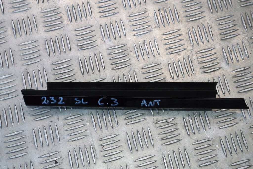 фото №1, Прокладка молдинг уплотнитель mercedes sl amg r232 a2326701700