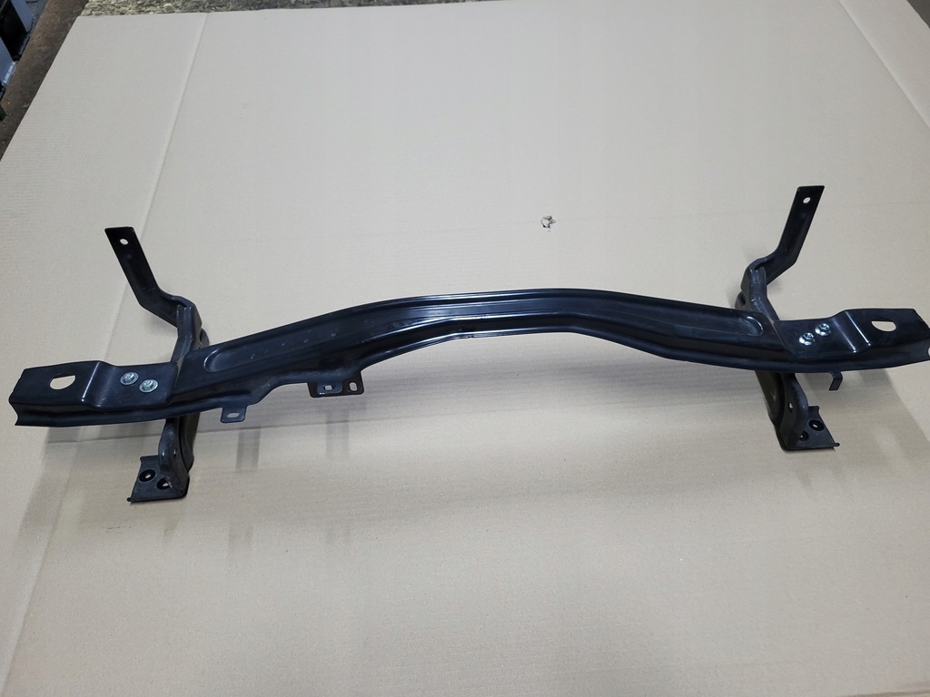 фото №1, Renault alaskan кронштейн кронштейн поперечина передний перед