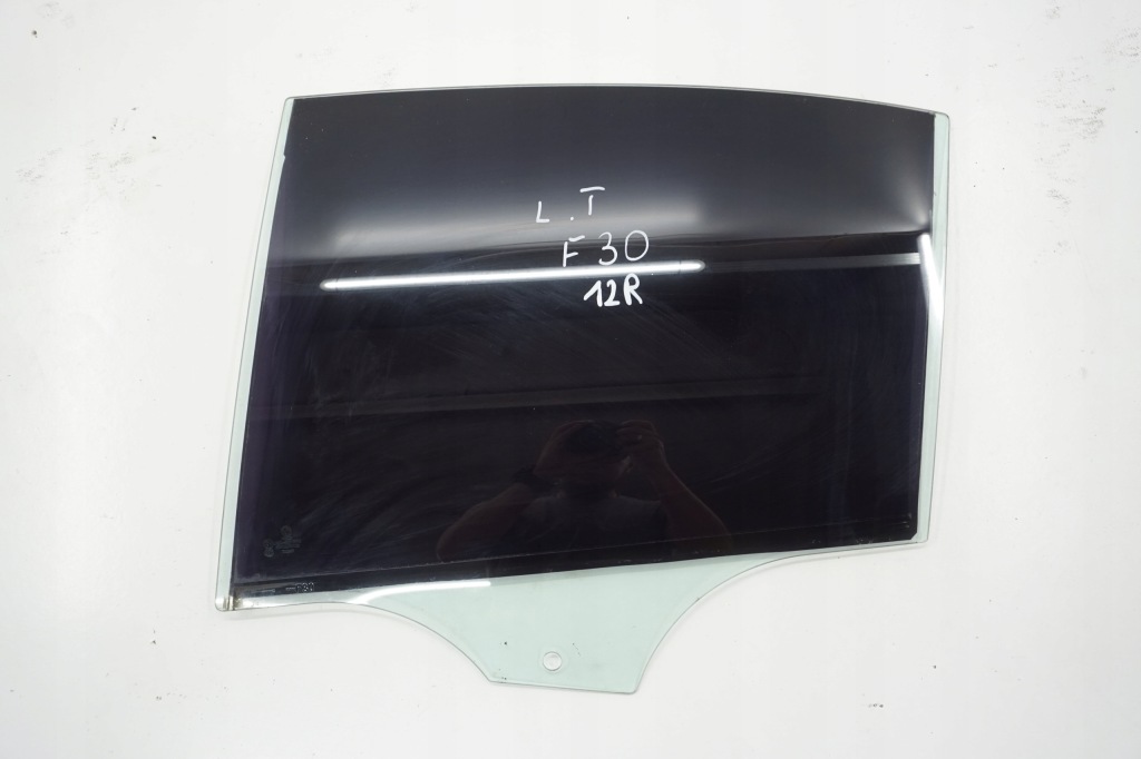 фото №1, Bmw f30 12r скло бічна двері лівий задня
