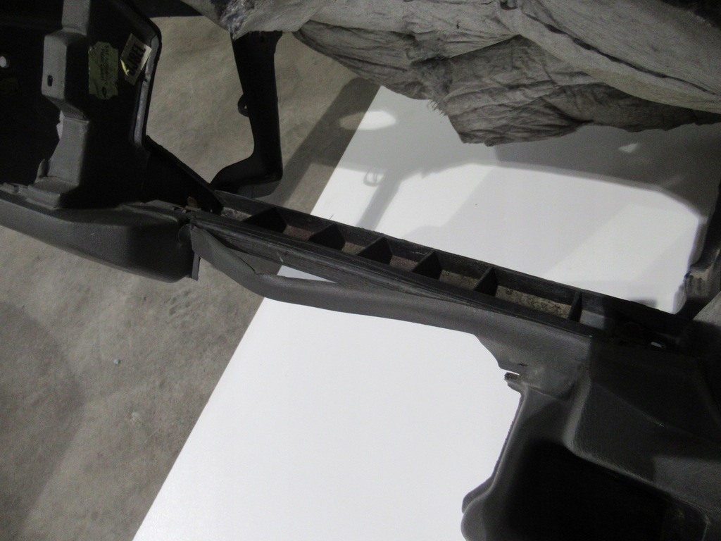 фото №5, Консоль vw t4 lift multivan caravelle мягкая