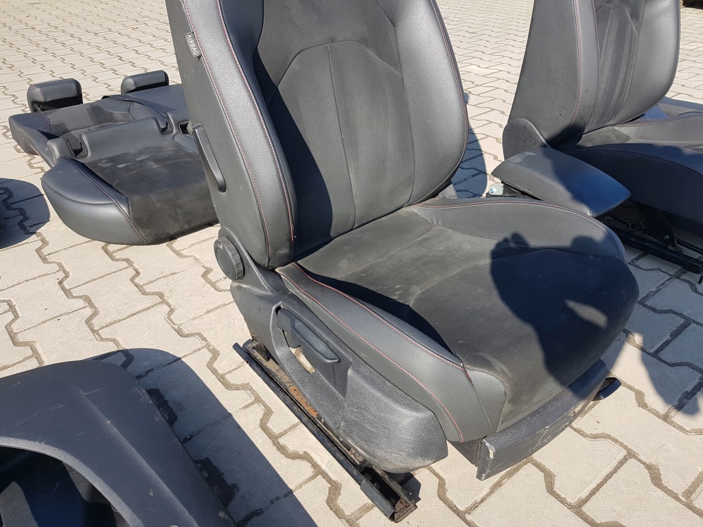 фото №8, Seat leon iii 3 12r- fr hb сиденья skórzanae alcantara заднее сиденье обшивки 5d