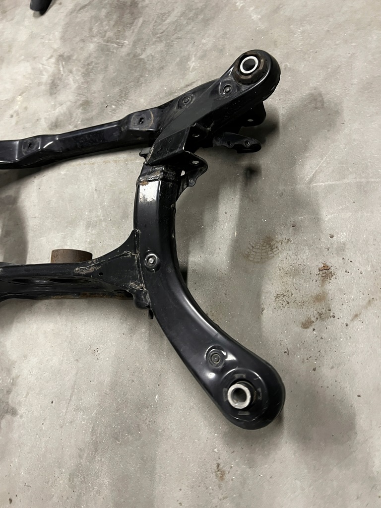 фото №4, Подрамник задние задняя балка подвеска lexus rx iii 3 rx450 450h