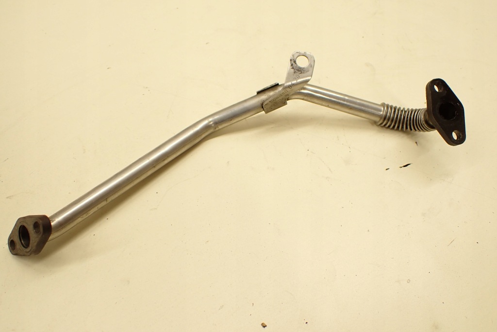 Шланг пабтрубок  масла смазки turbo mercedes w168 1.7 cdi 6681800420 Киев