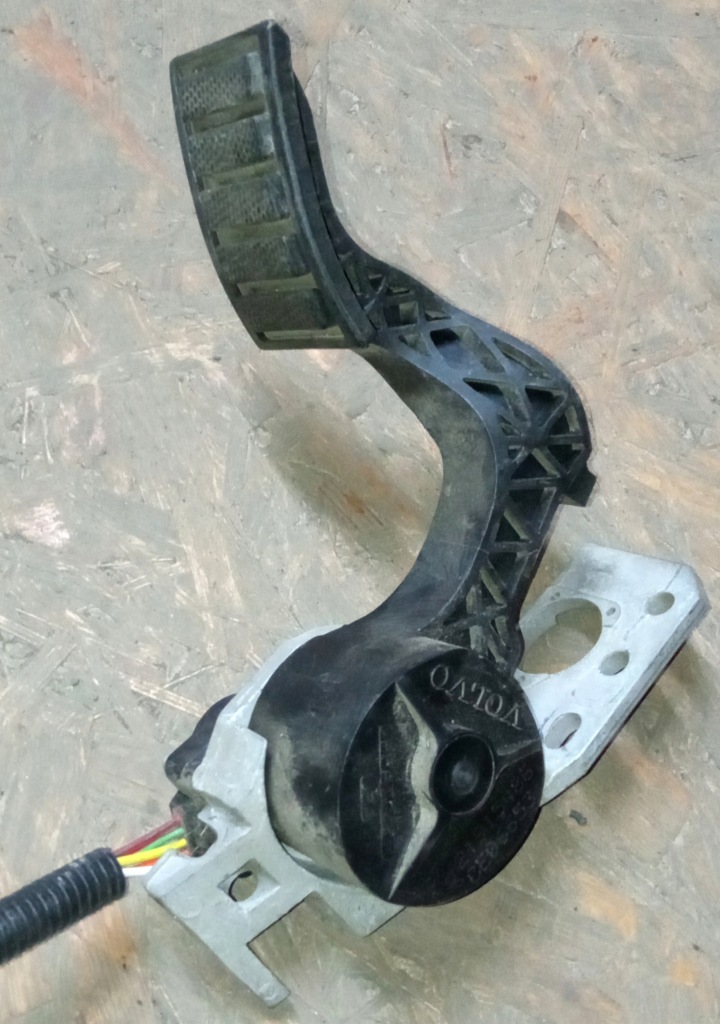 фото №1, Педаль газу volvo fm fh