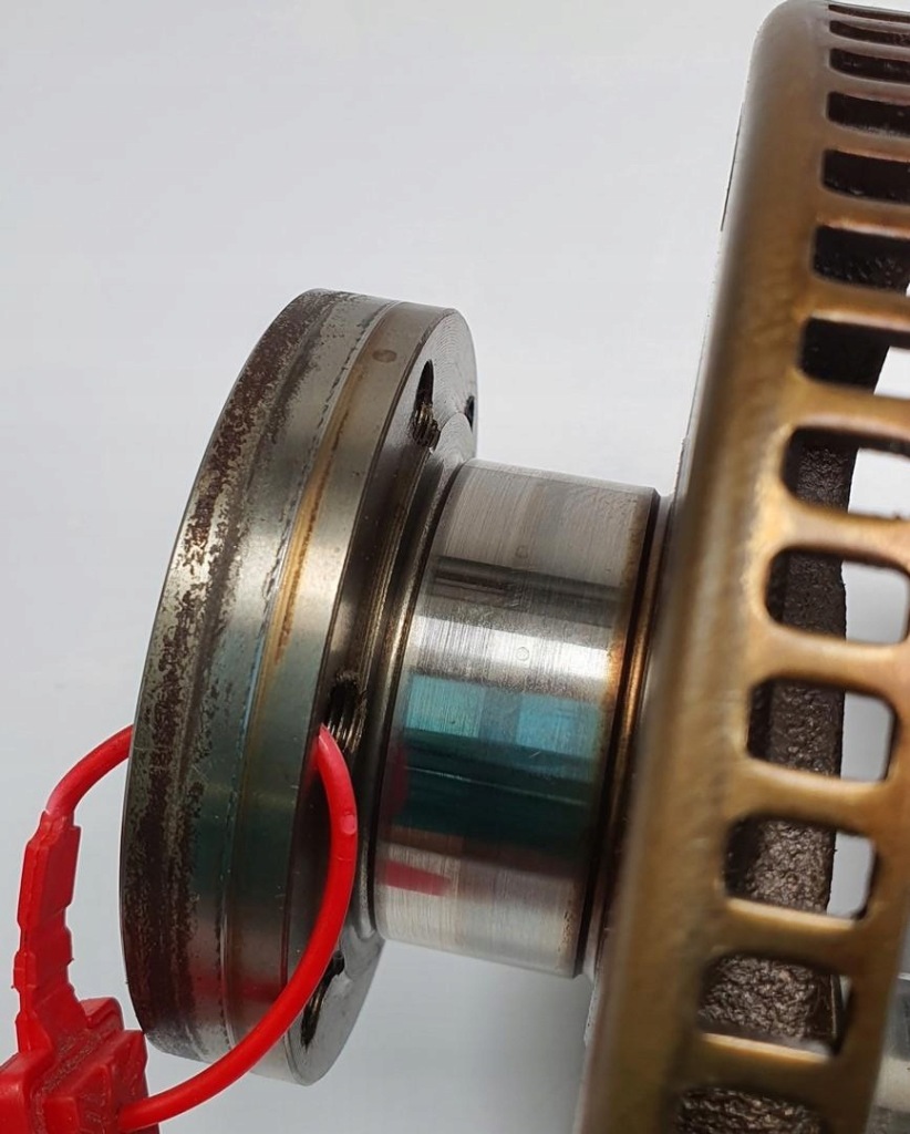 Wał коленчатый opel adam 1.2 16v 55561516 b12xel Киев