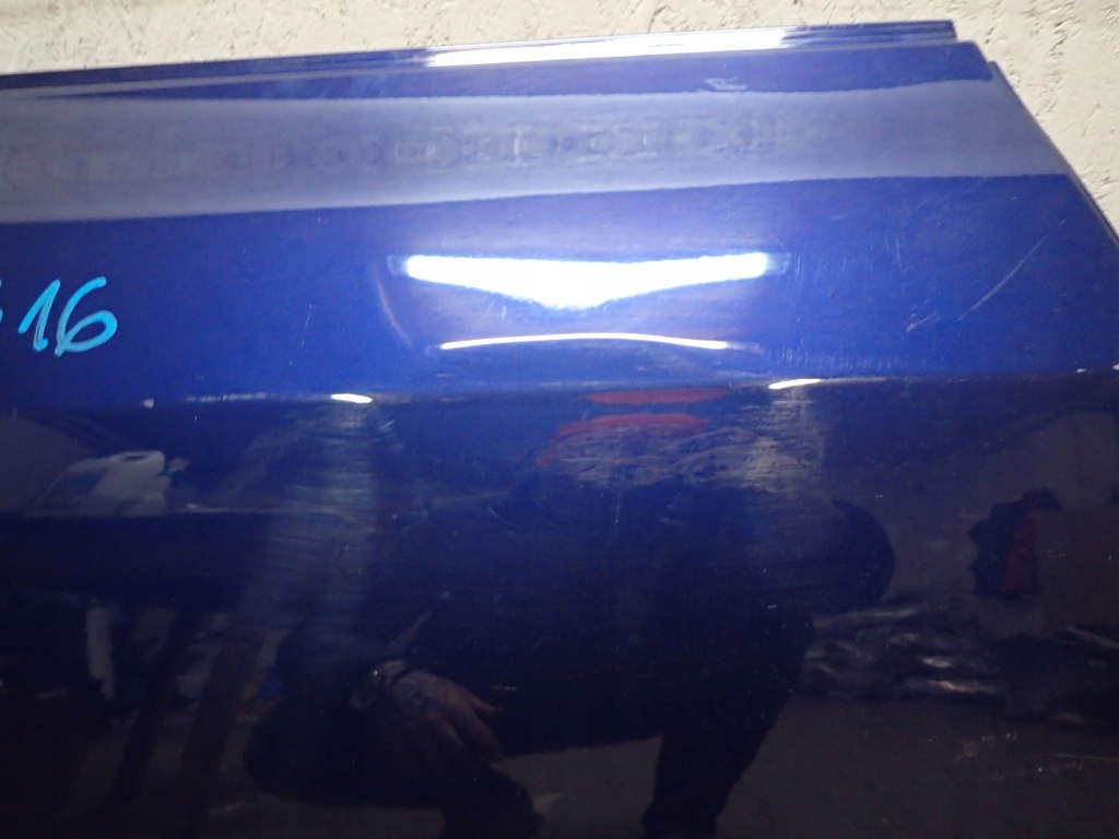 Дверь задняя правое  tesla 3 3 в Украине