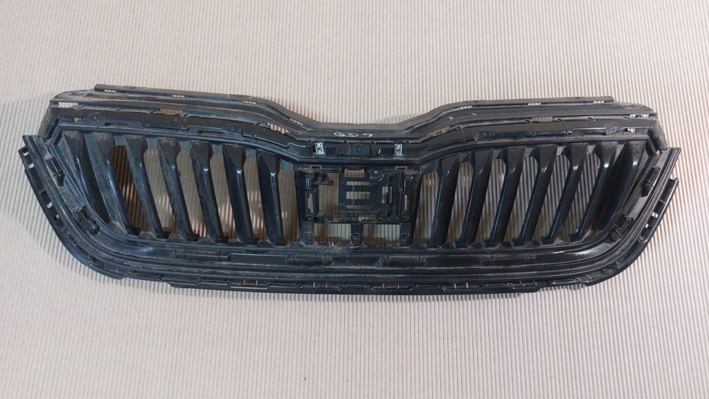 фото №1, Skoda scala 19- решётка решётка радиатора решётка радиатора 657853653a