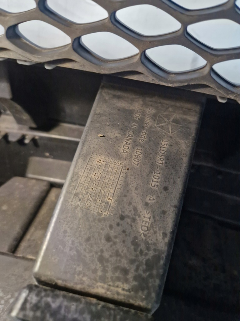 Dodge charger 2015- бампер перед передний scat pack srt gt rt kompletny pw7 с Разборки