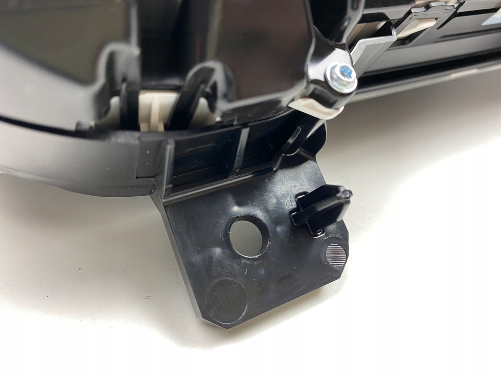 фото №11, Счетчик приборы ford fiesta mk8 eu