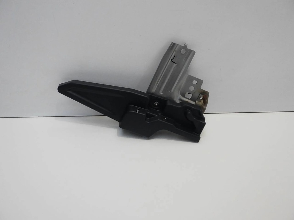 фото №1, Swace toyota corolla e21 кронштейн полка левая