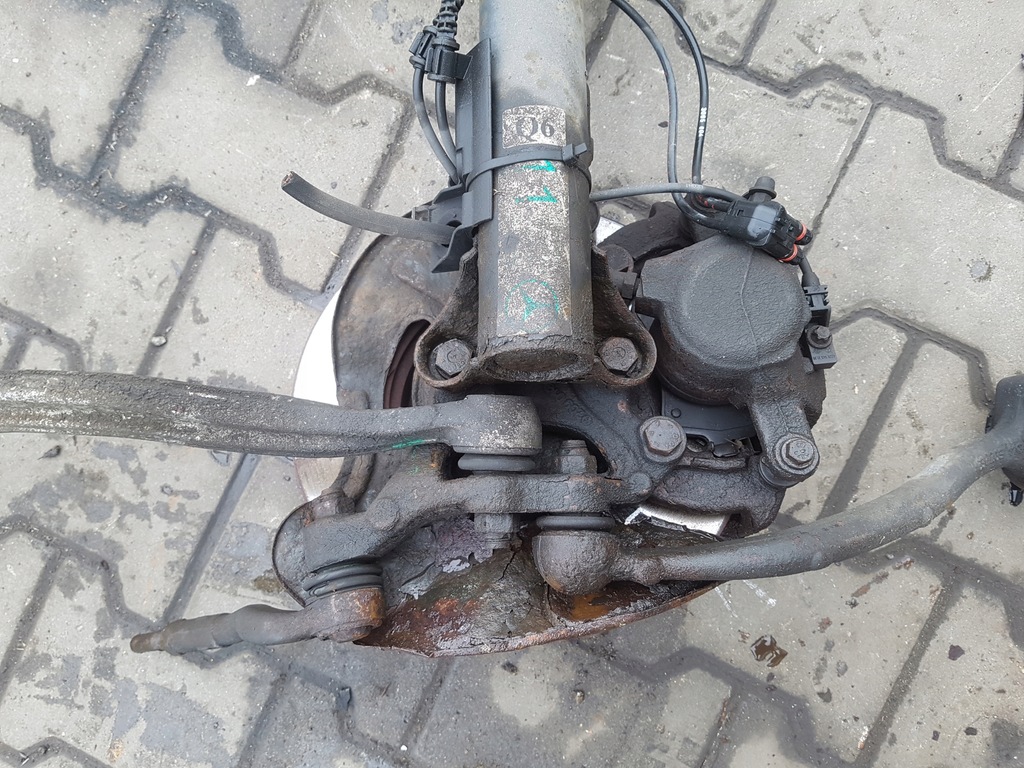 фото №5, Mercedes slk r171 171 1.8 b поворотный кулак правая перед