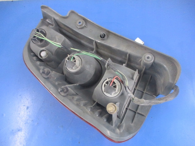 фото №3, Mitsubishi space star lift лампа задня права orygina