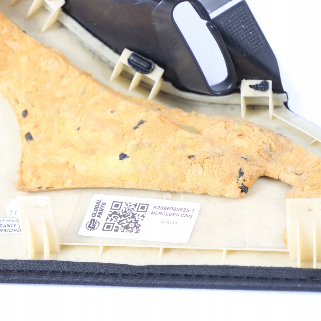 фото №10, Mercedes c209 w209 защита корпус стойка c правая czarna a2096900625