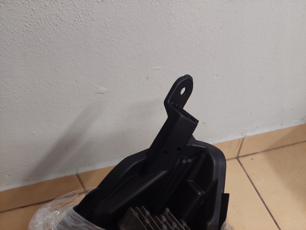 фото №6, Toyota corolla cross full led права