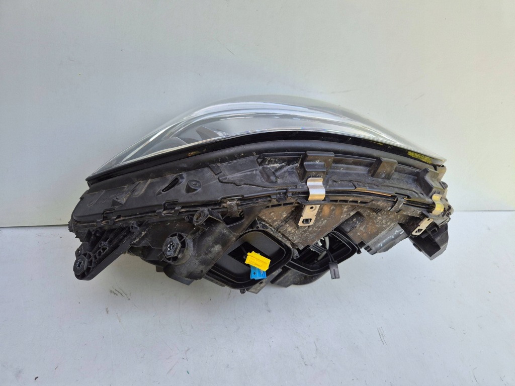 Gls 166 x166 w166 фара лампа правая full led ils a1669064603 Киев