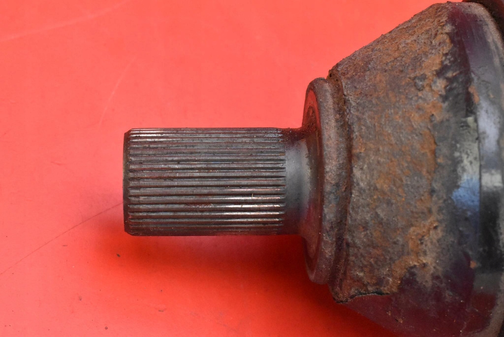 Приводной вал левая перед автоматическая коробка передач p31325573 volvo xc60 1 1 2.0 d4 163 km 08-13 в Украине