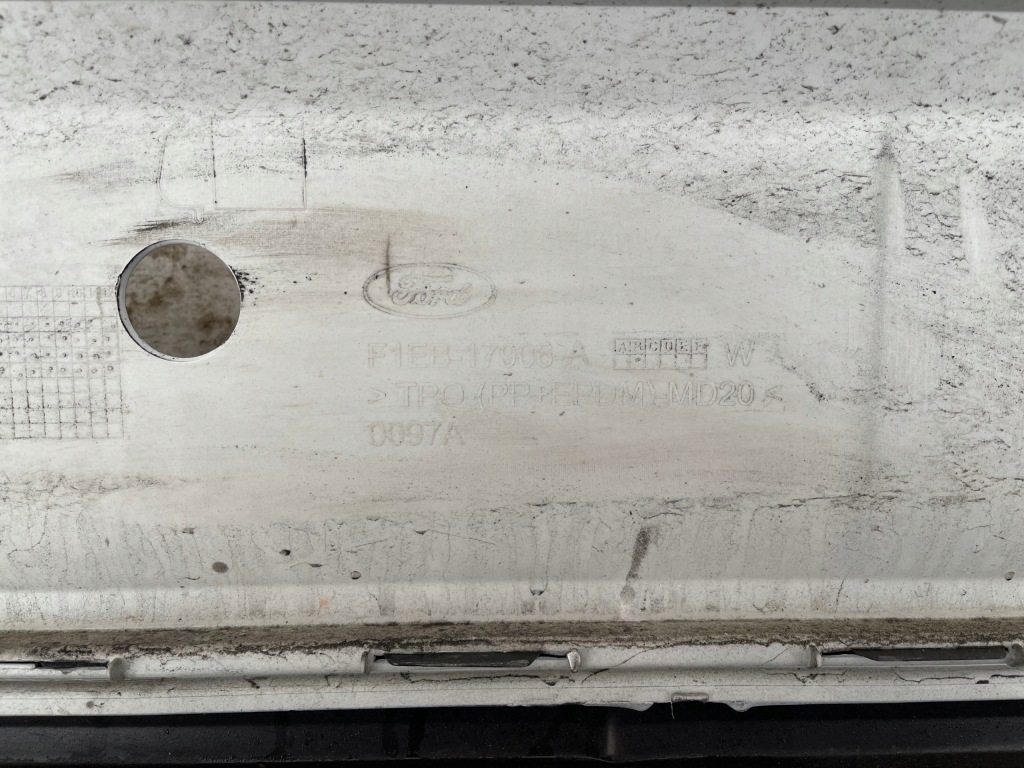 Бампер задний ford focus mk3 st line рестайлинг  2014 pdc Недорого