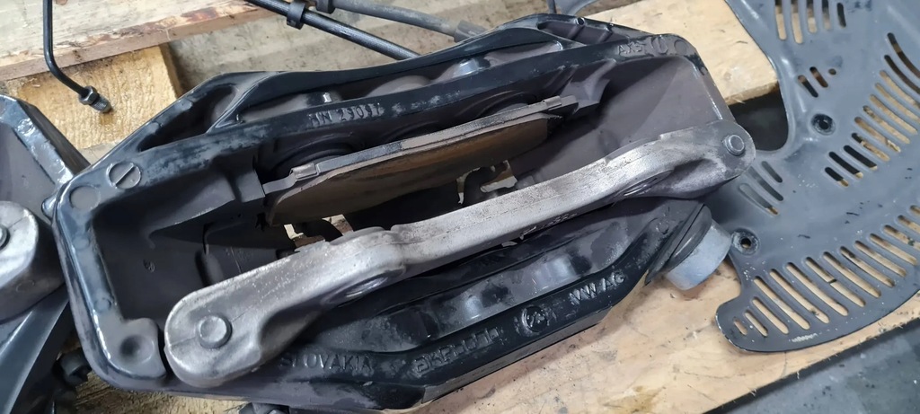 фото №16, S5 8w lift a5 набор тормозной суппорты тормозные диски перед 3.0 tfsi s4 b9 8w a5 q5