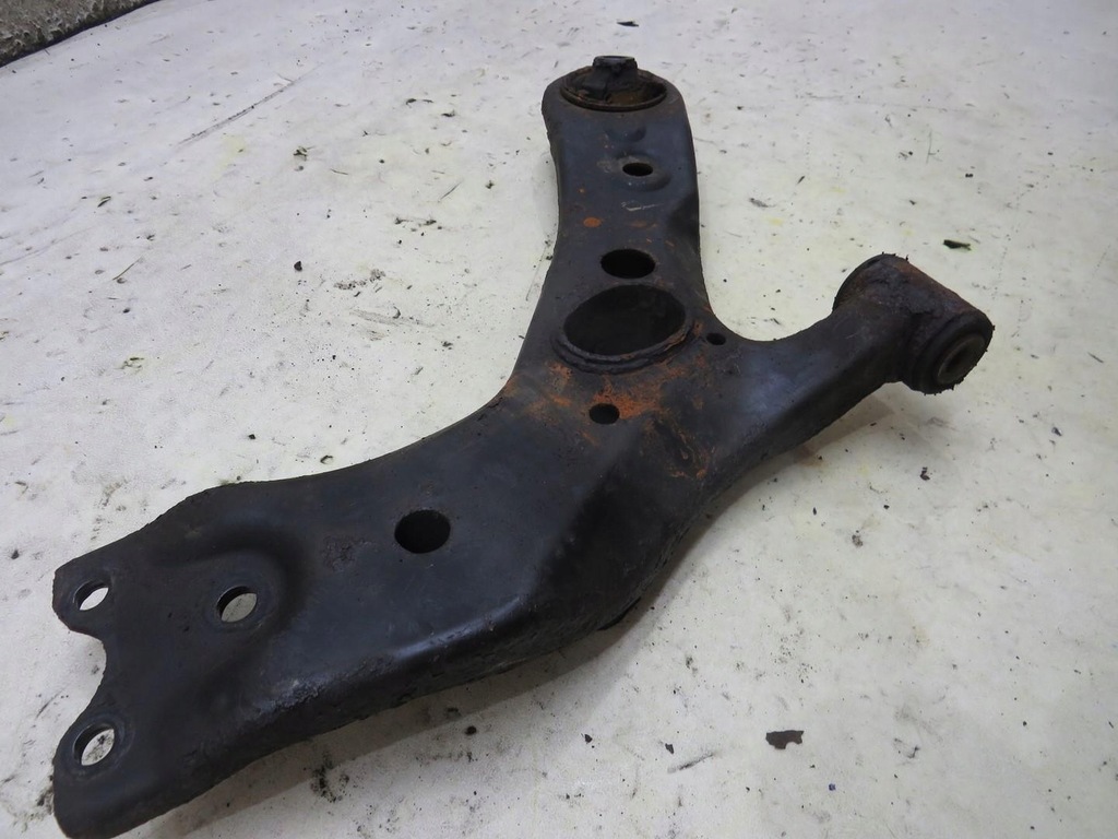 фото №5, Рычаг правый перед toyota rav 4 iv