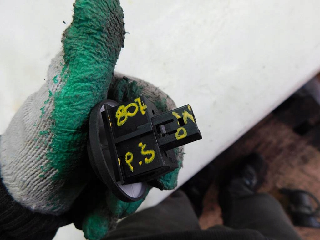 фото №8, Peugeot 807 c8 04r переключатель обдув 1488941077