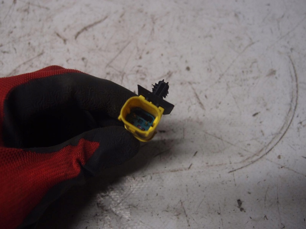 фото №9, Патрон капот bmw x1 u11 9883419