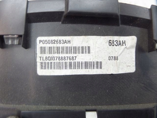 фото №5, Chrysler voyager счетчик приборы p05082683ah