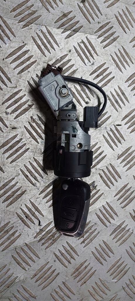 фото №4, Замок зажигания ключ citroen c4 ii b7