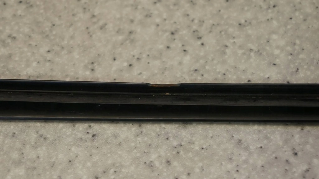 фото №5, Молдинг стекло левый перед передней лобовое audi a4 b6