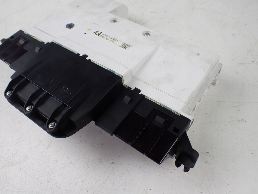 фото №5, Toyota land cruiser j120 приладова панель 8329060251