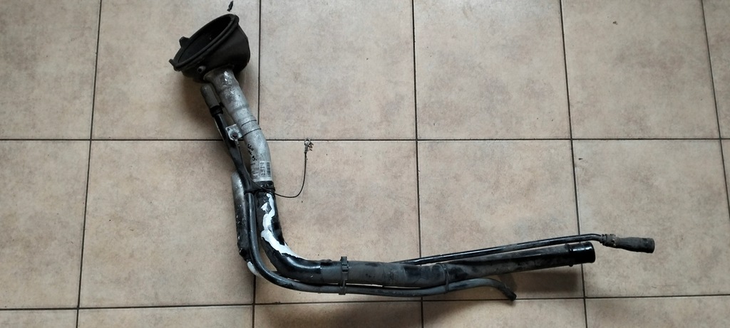 фото №1, Volvo s60 заливна горловина труба заливної пального do бака 9485021