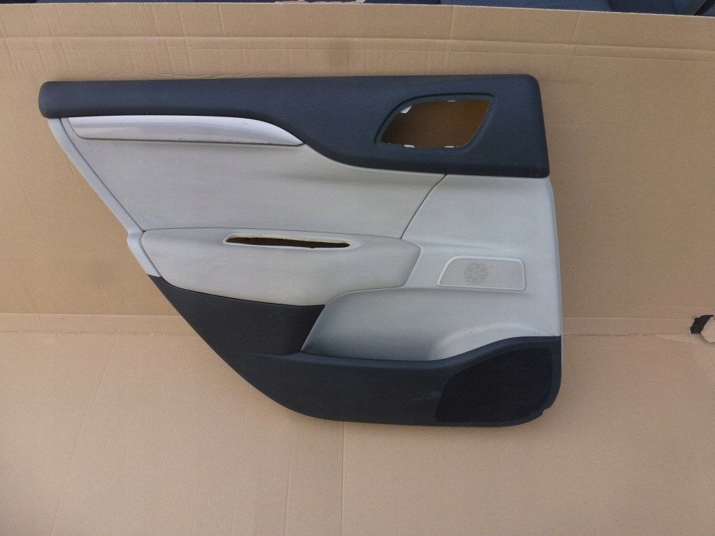 фото №1, Обшивка дверь задняя задний левый citroen c4 ii b7 14r