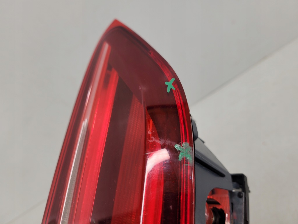 Bmw x1 f48 led фара левая задняя задний  w крышке Киев