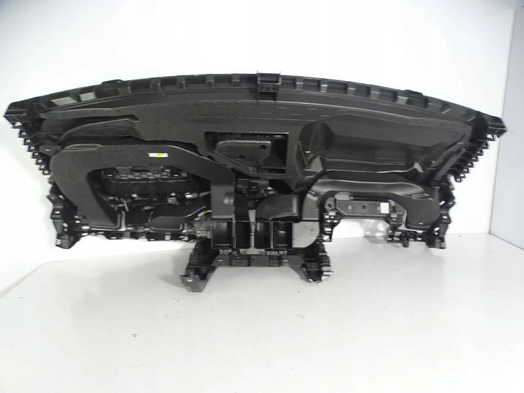 фото №6, Панель приладів консоль audi q4 89a