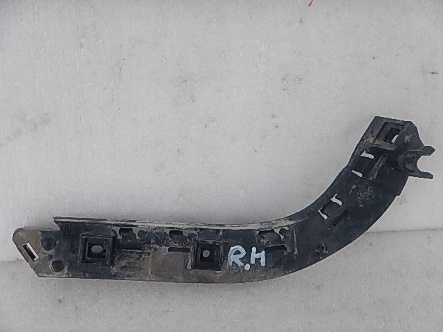 фото №1, Volvo s40 ii правый направляющая бампера заднего задняя