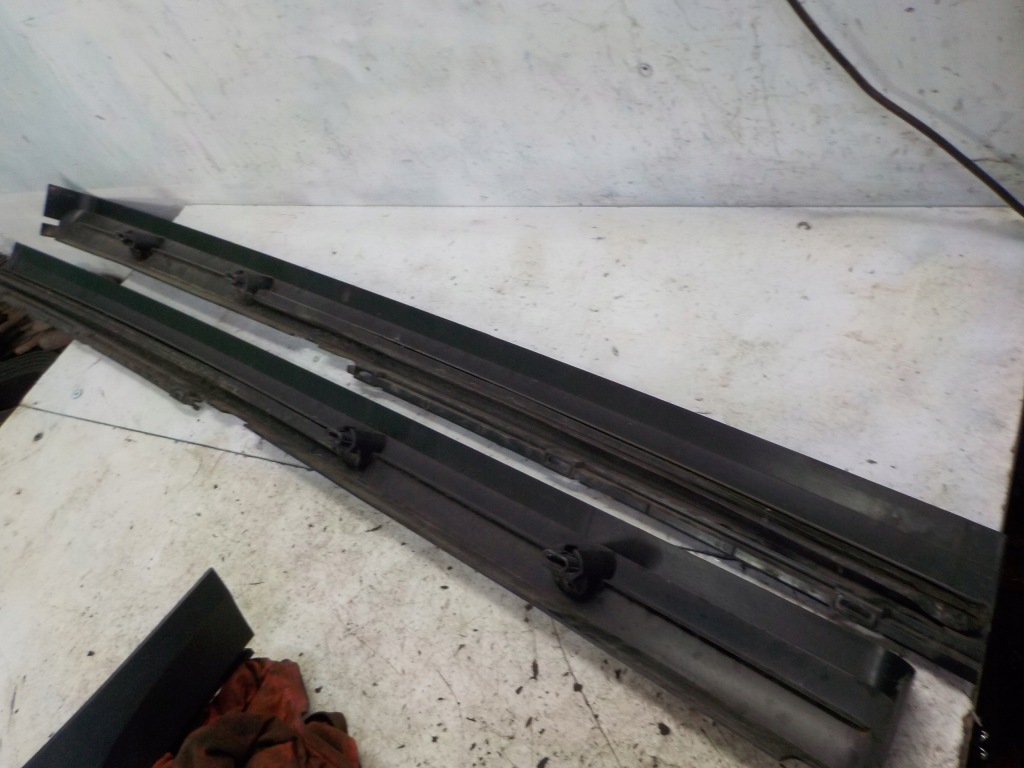 фото №2, Actros mp4 захист стійка права