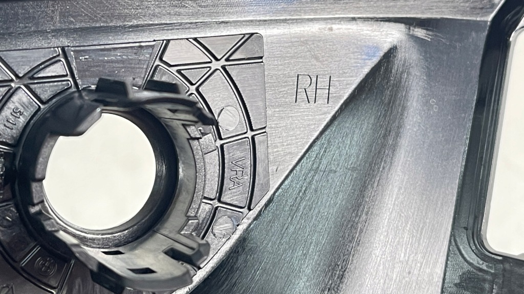 Оригинал bmw 3 g20 g21 m-pakiet решётка бампера правая молдинг 8075606 Цена