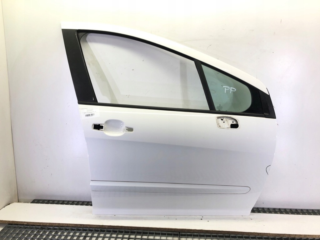 фото №1, Дверь правый перед peugeot 308 i хэтчбек 07-16
