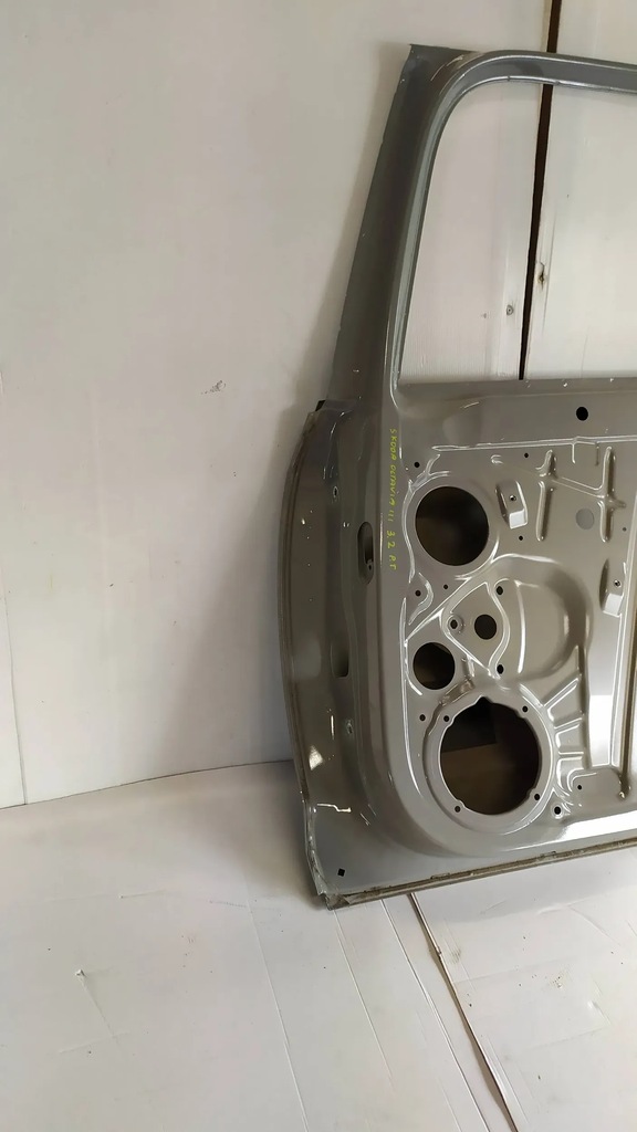 фото №8, Двері правий задня skoda octavia iii