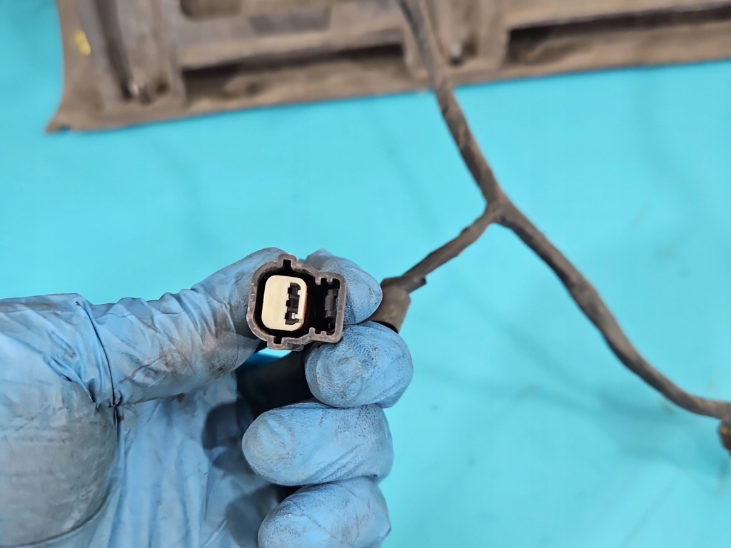 фото №15, Бампер задня lancia thema ii 11-14 чорний px8